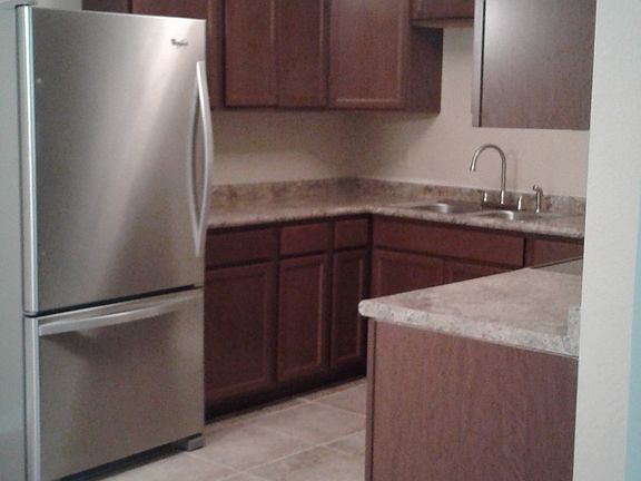 5th image of 1413 Coleman St
