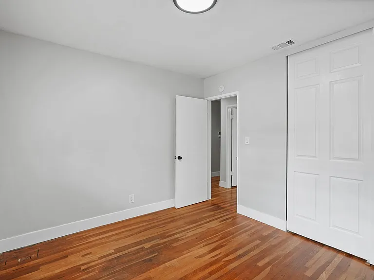 20450 Bassett St — Photo 20
