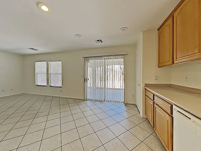6336 Amethyst Park Ct — Photo 4