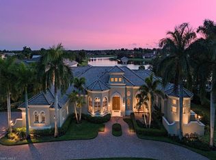 28800 Blaisdell Dr, Naples, FL 34119