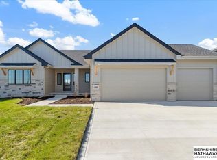 11002 N 171st St, Bennington, NE 68007