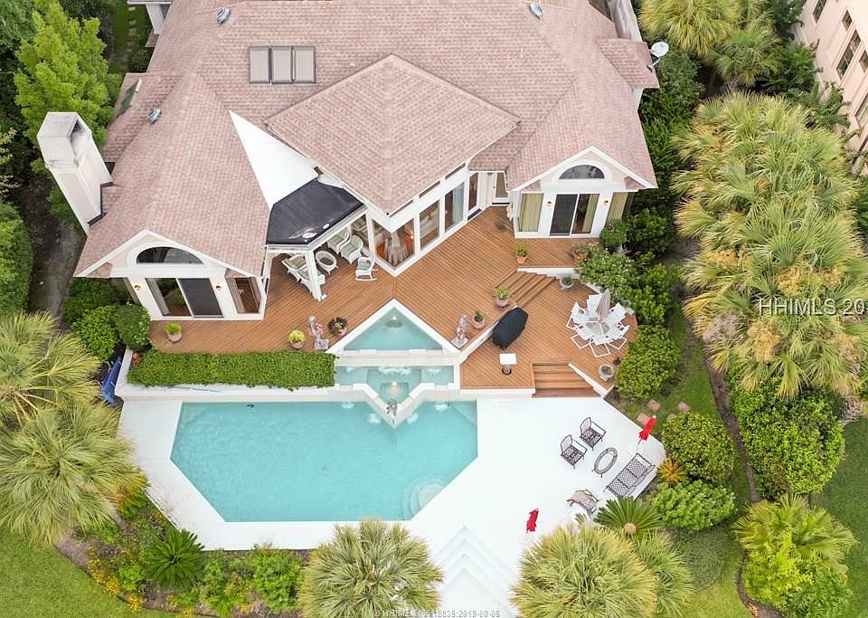 1st image of 9 Plumbridge Ln