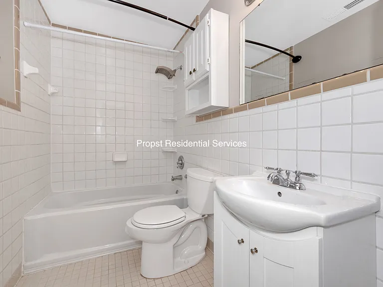 823 Stanhope Dr NE — Photo 24