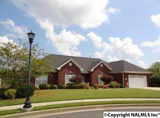 2204 Martinwood Ln, Decatur, AL 35603