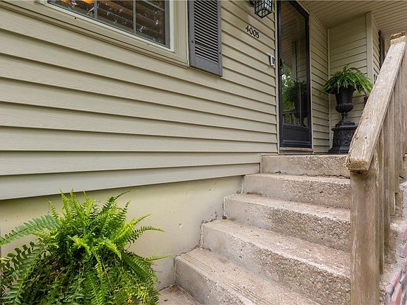 4th image of 4005 S Coventry Dr