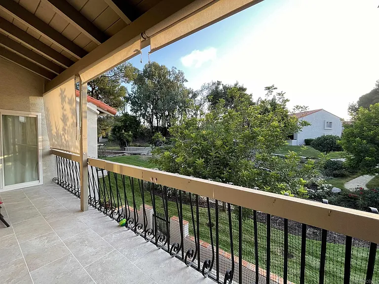 12095 Caminito Campana — Photo 4
