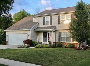 7668 Willow Pointe Dr, Temperance, MI 48182