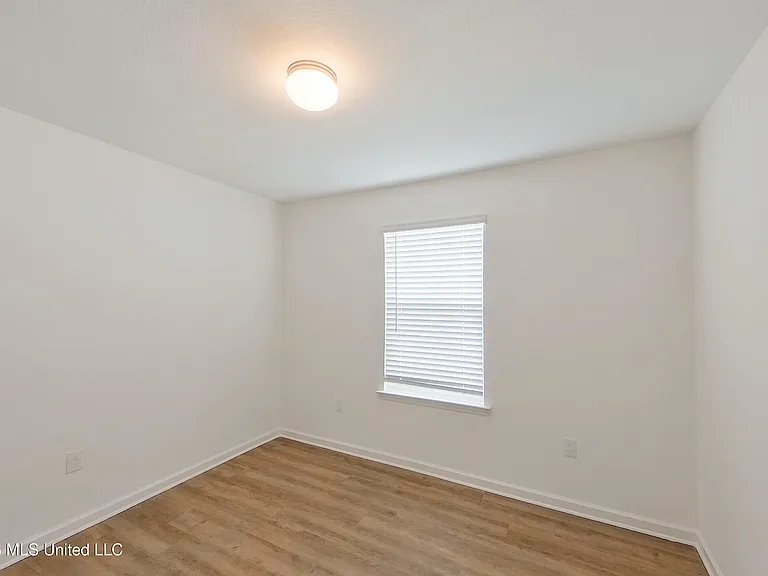 11405 Camden Court Cir — Photo 10
