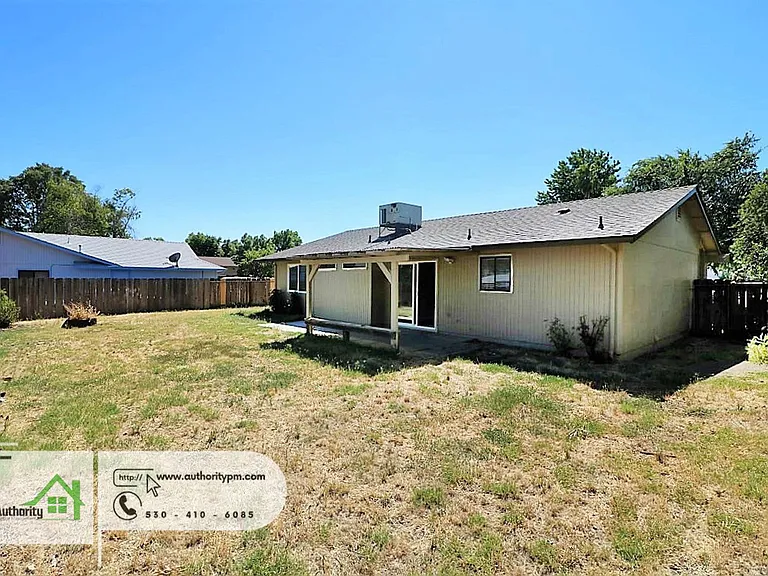 3657 Santa Rosa Way — Photo 22