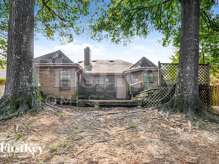 4538 Kings Grant Dr — Photo 18