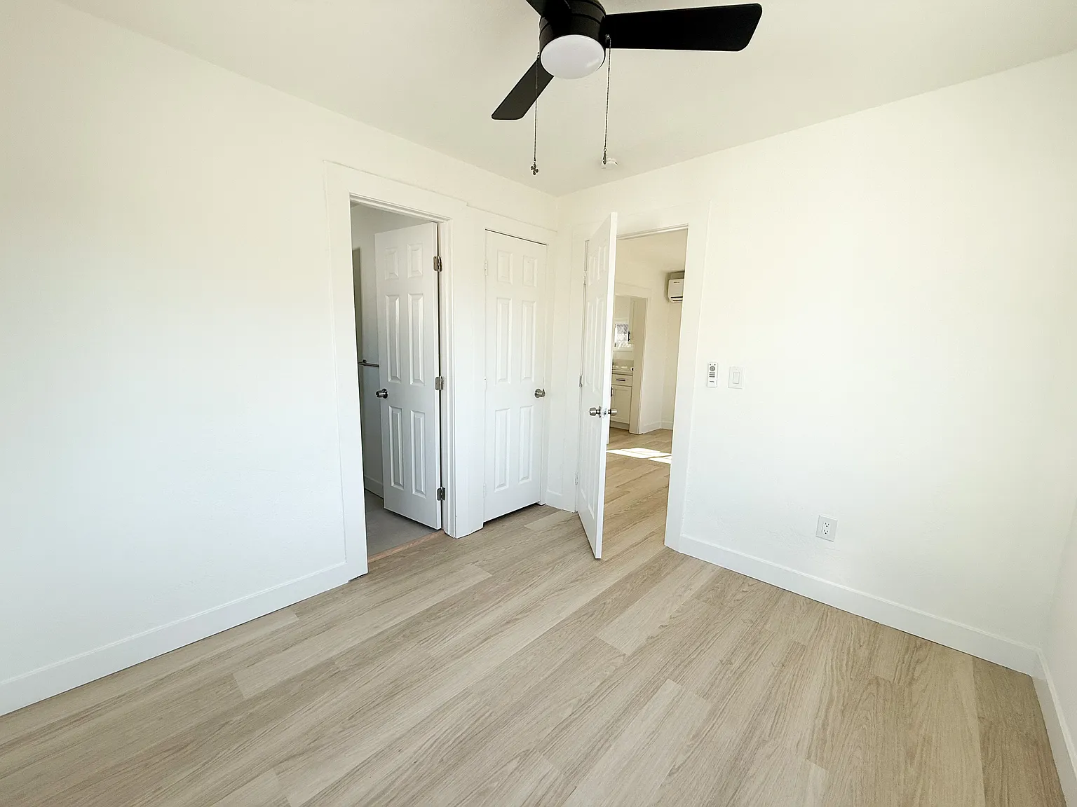 2 bed, $2,395 — Photo 3