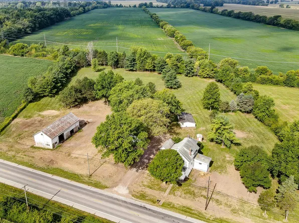 5697 Harrisburg Pike, Grove City, OH 43123