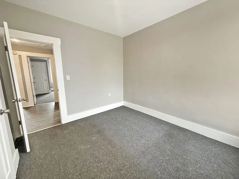 2113 Belair Rd — Photo 11