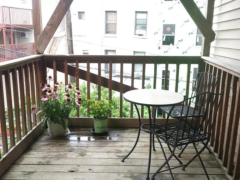 12 Mercer St #2 — Photo 4
