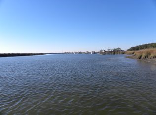 8735 Palmetto Rd, Edisto Island, SC 29438