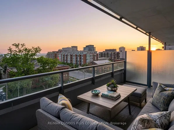 1 Hurontario St #504, Mississauga, ON L5G 0A3