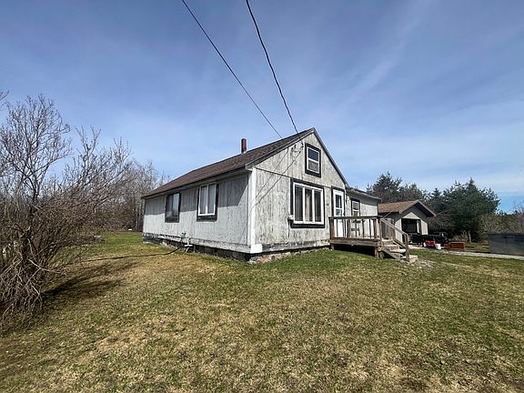 2nd image of 11492 Maple Lane Rd