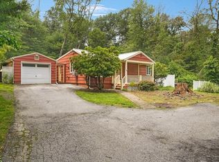 52 Waterbury Rd, Warwick, NY 10990