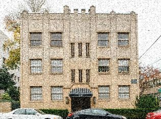 1949 NW Everett St #9B-103, Portland, OR 97209
