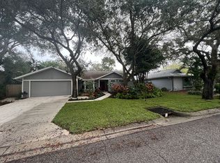 4103 Woodview Dr, Sarasota, FL 34232