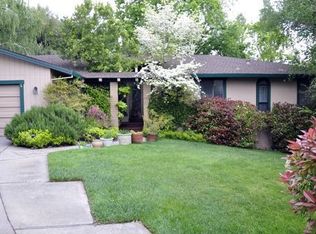 8413 Kroeger Ct, Fair Oaks, CA 95628