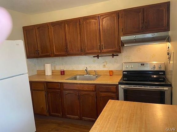 5th image of 1401 Merion Ave