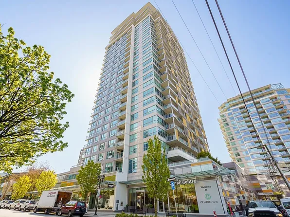 125 E 14th St #306, Vancouver, BC V7L 0E6