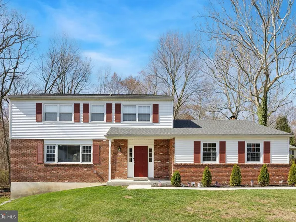 12 Short Dr, Wilmington, DE 19810