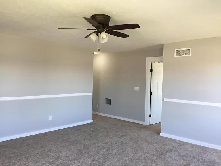 4569 Maize Rd — Photo 18