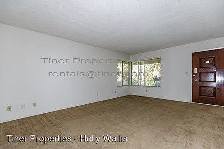 2nd image of 2216 Roselake Ave
