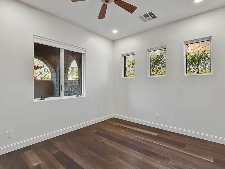 Casita with Separate Entrance