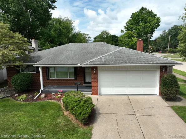 14395 N Cranston St, Livonia, MI 48154