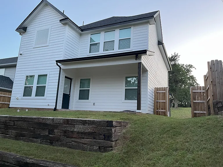 1116 S Tone Ave — Photo 21