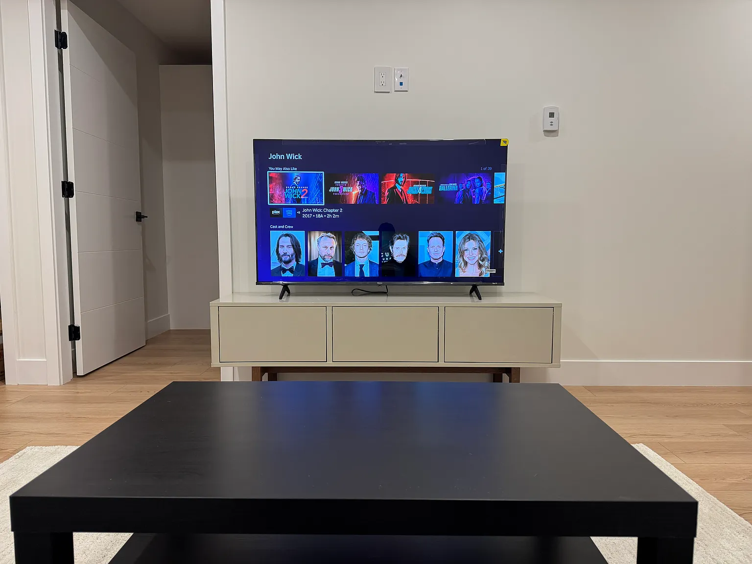 2 bed, 600 sqft, $2,200 — Photo 3