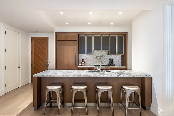 Rented by Compass | media 23