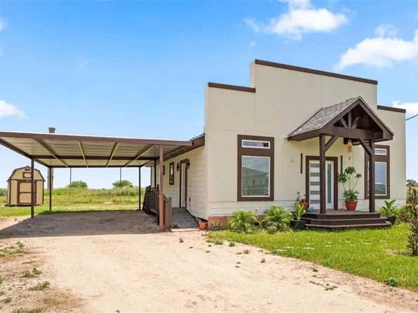 7222 Champagne Dr, Edinburg, TX 78542
