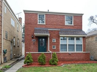 3024 W Chase Ave, Chicago, IL 60645