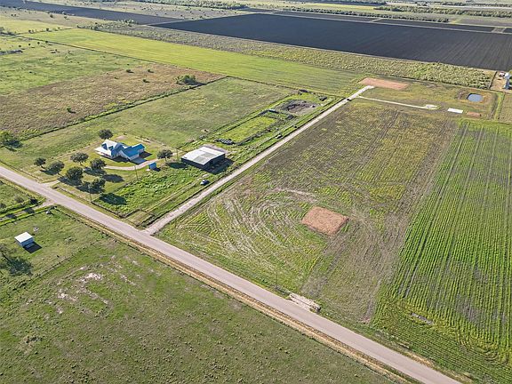 4th image of 12424 McFarlane Rd