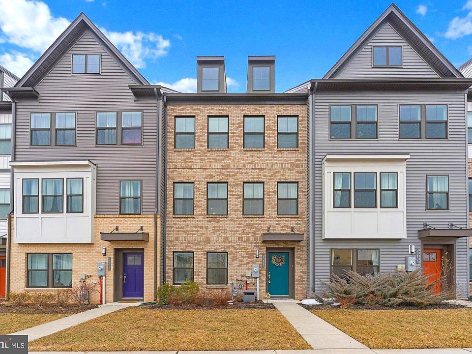 1st image of 7416 Amega Way Gln