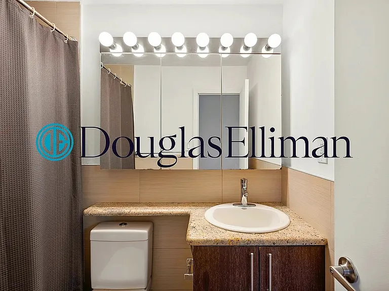 12 E 22nd St #3C — Photo 3
