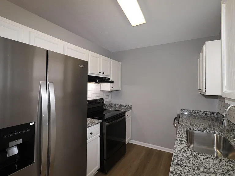 125 Christopher Dr — Photo 10