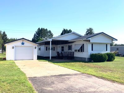 82 E Blueberry St, Gwinn, MI, 49841