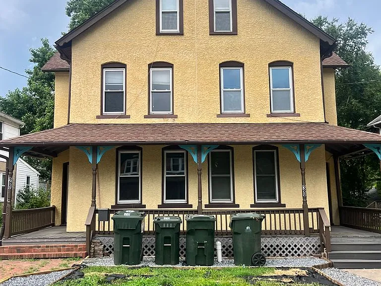 30 Prospect Ave — Photo 2