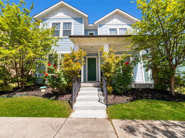 1129 Moonstone St, Carrollton, TX 75007