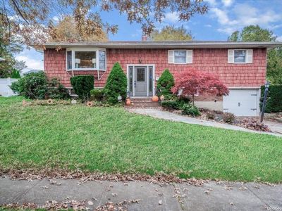 32 Frostfield Place, Melville, NY, 11747