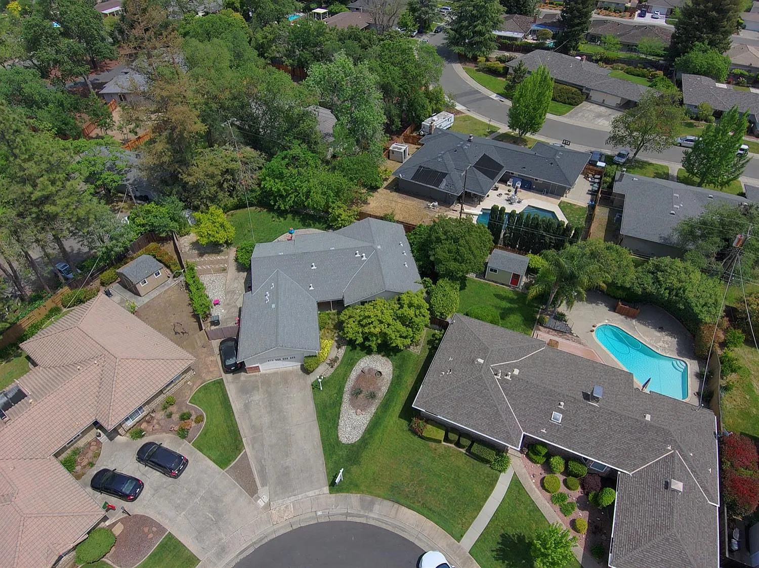 3731 Laura Ct photo 1