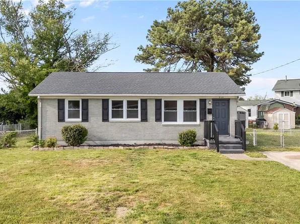 902 Mineo Ln, Portsmouth, VA 23701