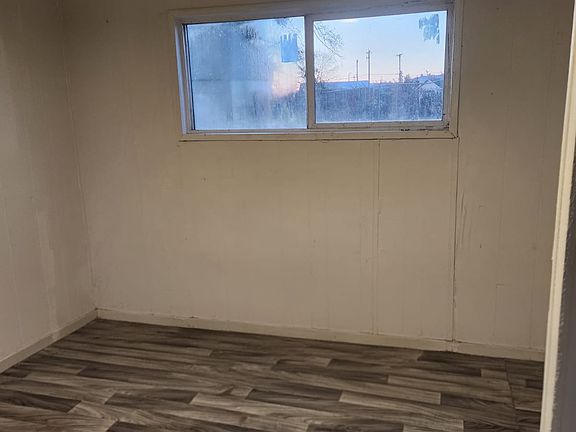 4th image of 216 W Curtis St Trlr 11