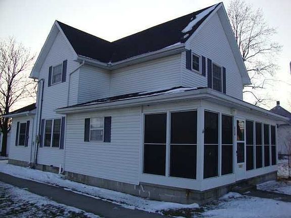 2nd image of 614 Fernwood Ave