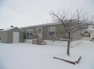 29159 Rosewood Rd, Flat Rock, MI 48134